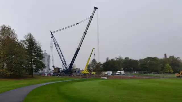 Massive crane