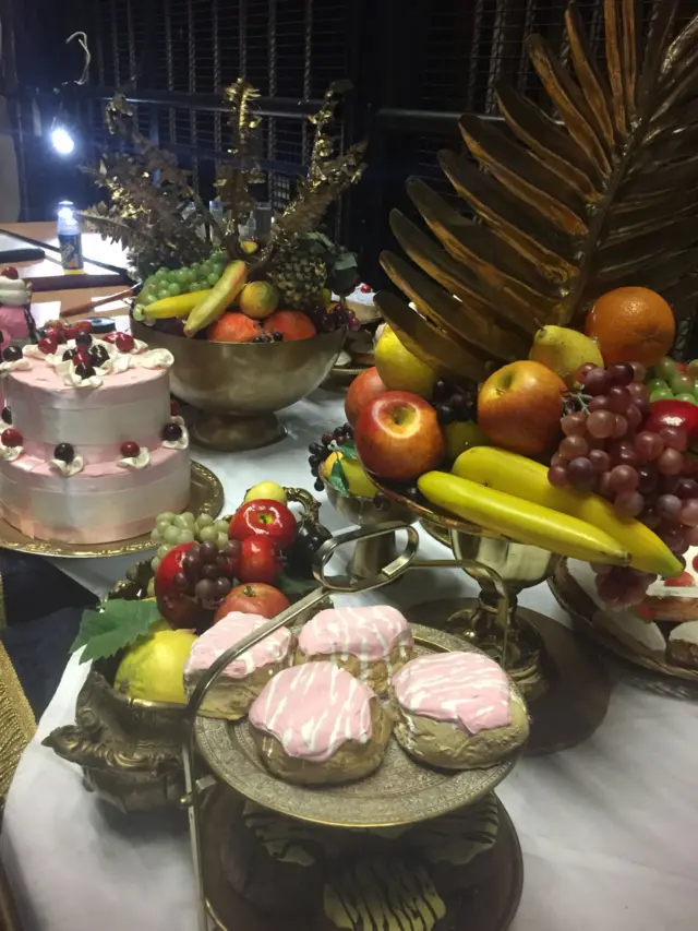 Props are set for the touch tour