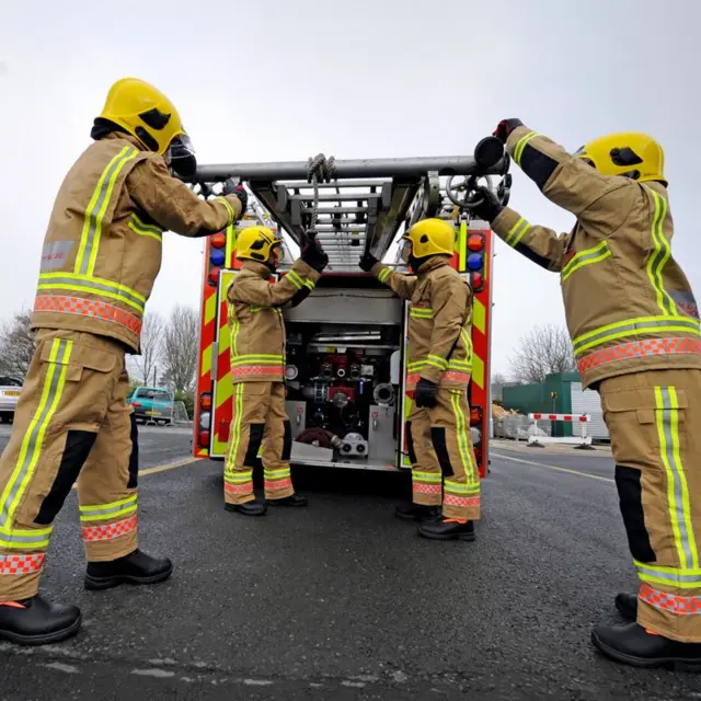 Hereford & Worcester Fire and Rescue Service