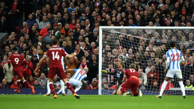 Firmino scores Liverpool's second goal