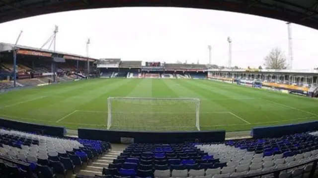 Kenilworth Road