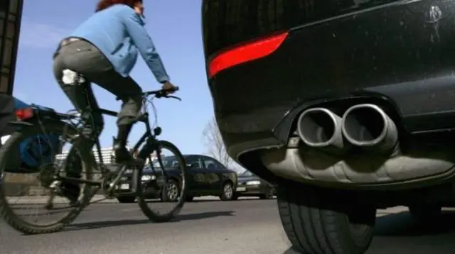 The chamber is dominated by the emissions and active travel this afternoon.