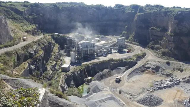 Ronez's Les Vardes site