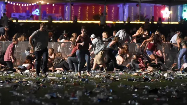 Crowds flee scene of shooting