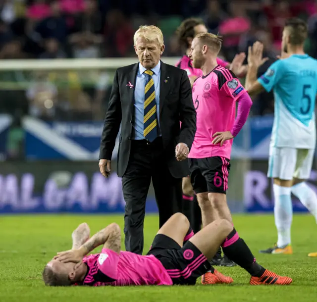 Scotland manager Gordon Strachan and Leigh Griffiths at full-time