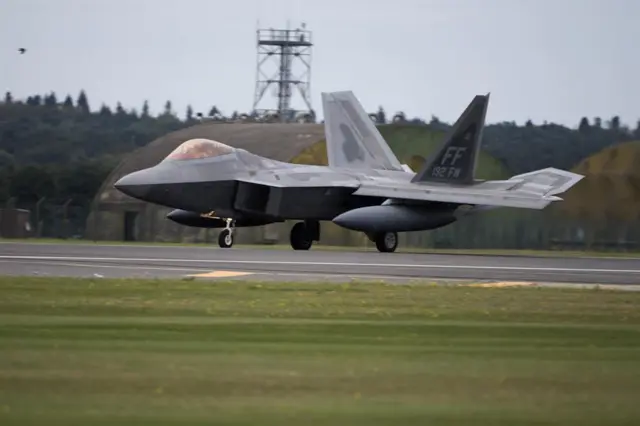 F-22 Raptor on the runway at Lakenheath