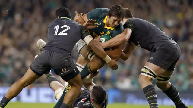 Bundee Aki
