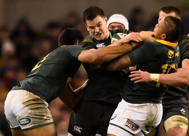Ireland's Johnny Sexton in action