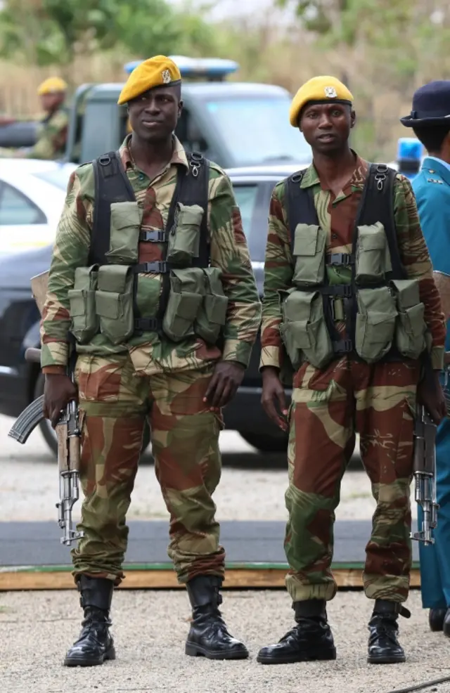 Members of the Presidential Guard before Zimbabwean President Robert Mugabe makes his first public appearance four days after the Zimbabwe National Army (ZNA) took over control of government in Harare, Zimbabwe, 17 November 2017.