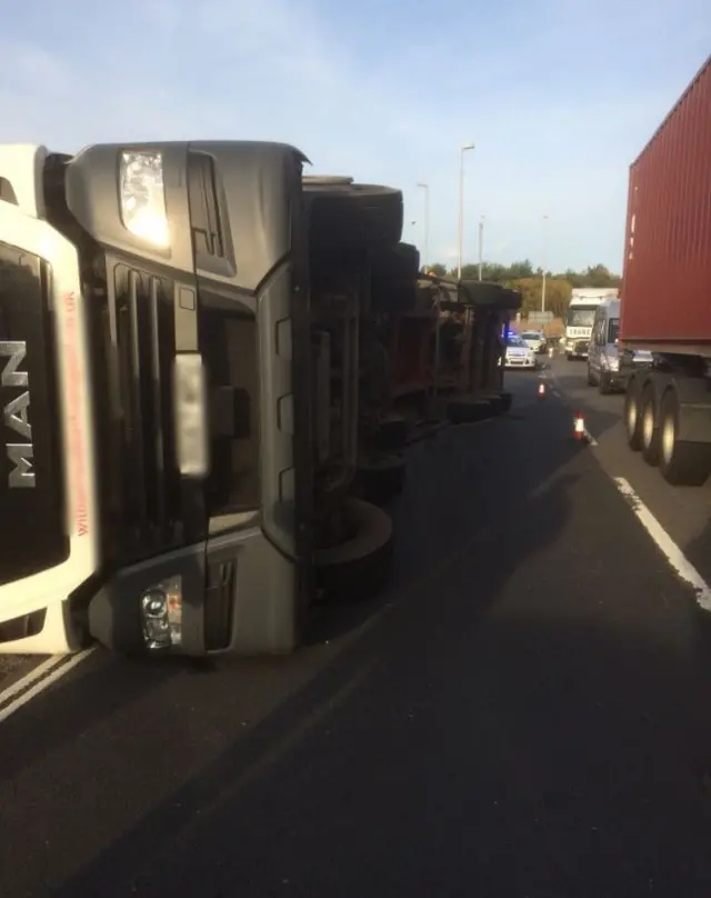 Lorry from the front