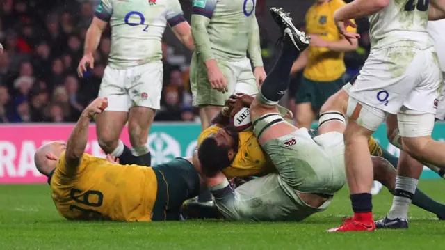 Australia have a try disallowed