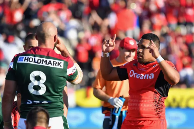 Tim Mannah and Tonga forward Siliva Havili