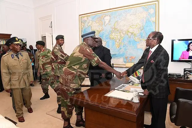 Mugabe meets army