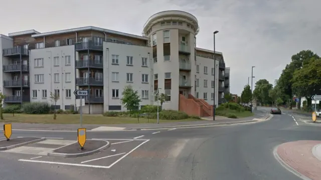 Flats on Bridge Road and Oldfield Road