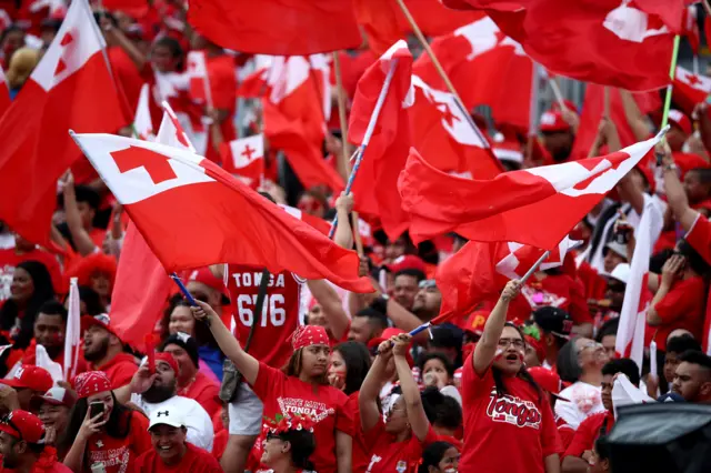 Tonga fans