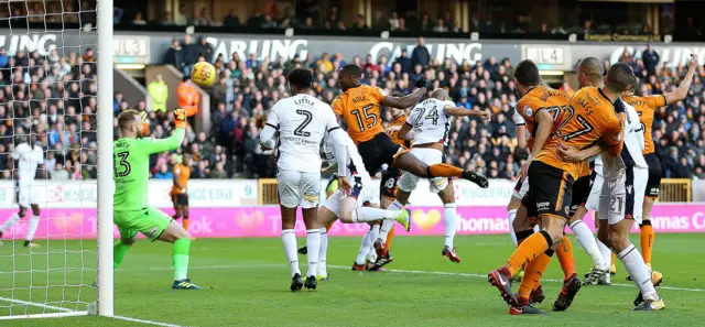 Willy Boly scores for Wolves