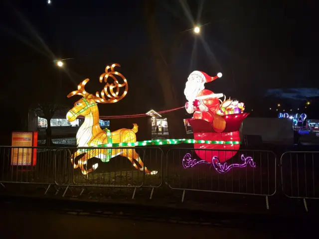 Santa and reindeer lantern