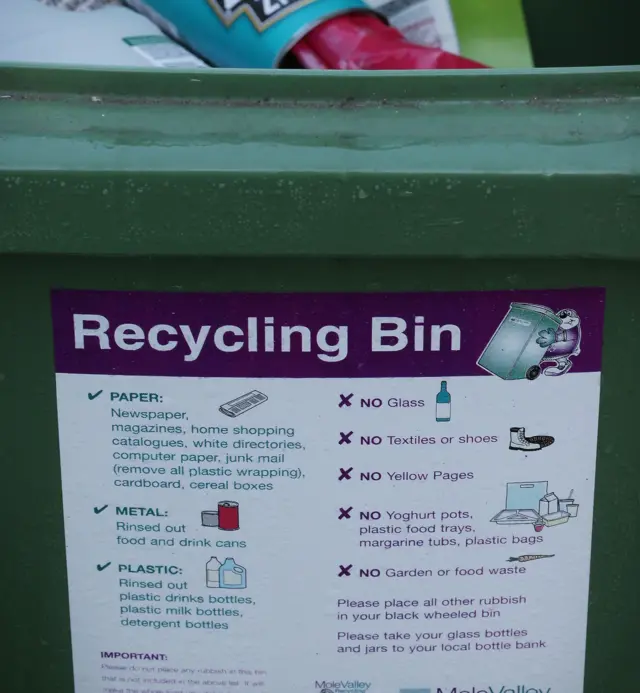 Recycling bin