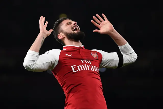 Olivier Giroud reacts