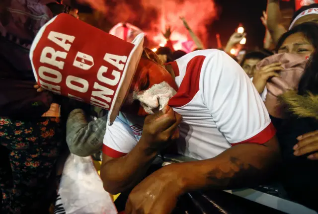 Peru fan