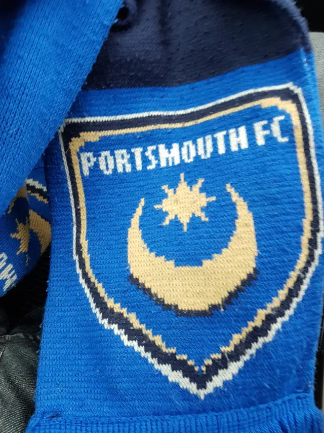 Portsmouth scarf