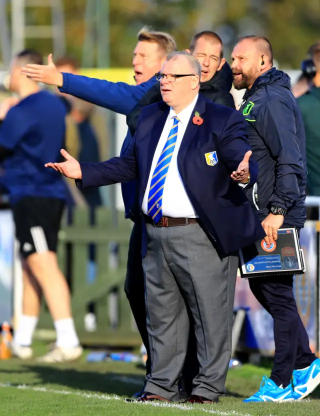 Mansfield manager Steve Evans