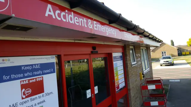 The entrance to Grantham A&E