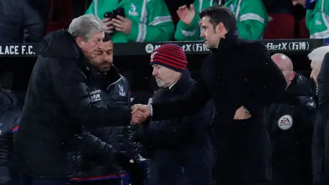 Roy Hodgson and Marco Silva shake hands
