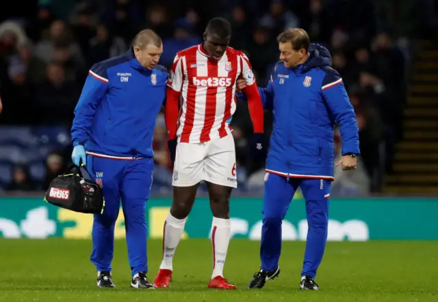 Kurt Zouma leaves the pitch