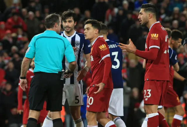 Liverpool players protest