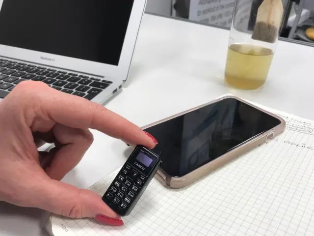 tiny mobile phone