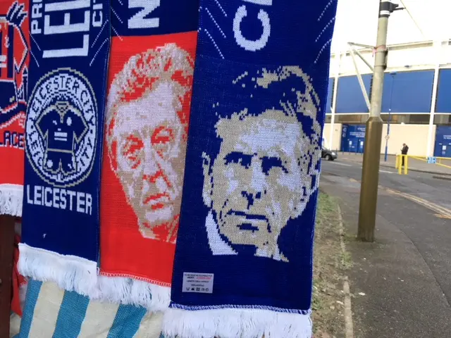 Leicester v Palace scarves