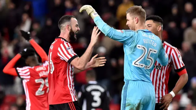 Sunderland celebrate their home win over Fulham