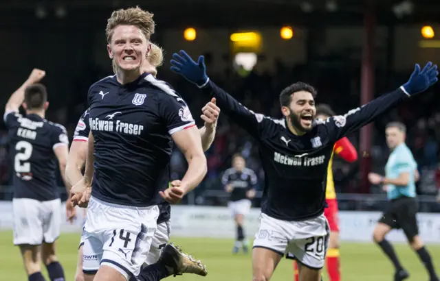 Mark O'Hara celebrates his goal