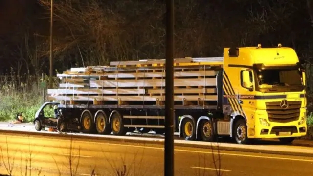 Car crashed into lorry