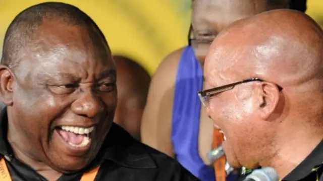 Cyril Ramaphosa (L) is hoping to succeed Jacob Zuma (R) as president