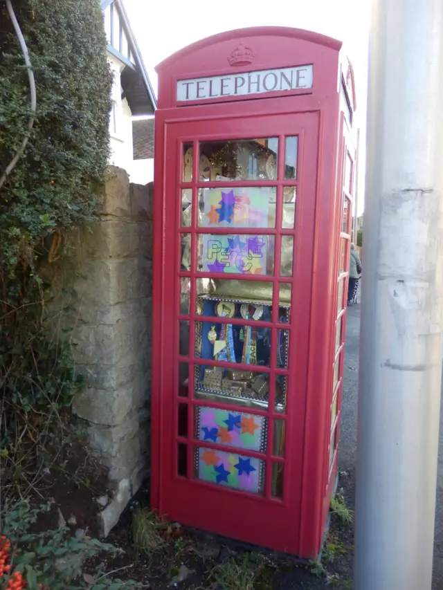 Phone box