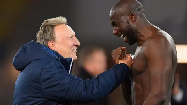 Neil Warnock and Sol Bamba