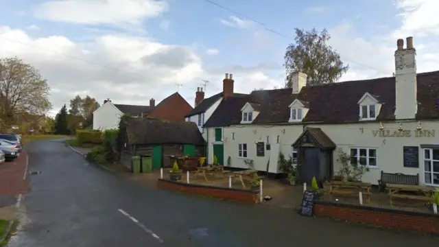 Village pub in Twyning Green