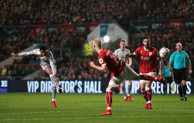 Marcus Rashford hits the post