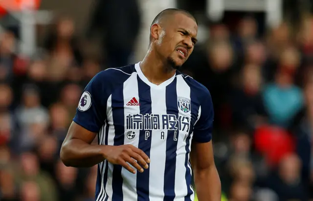 Salomon Rondon reacts