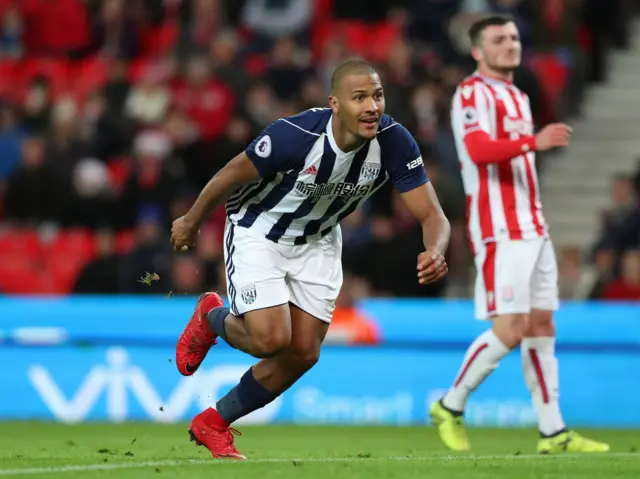 Salomon Rondon celebrates