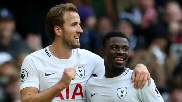 Harry Kane celebrates