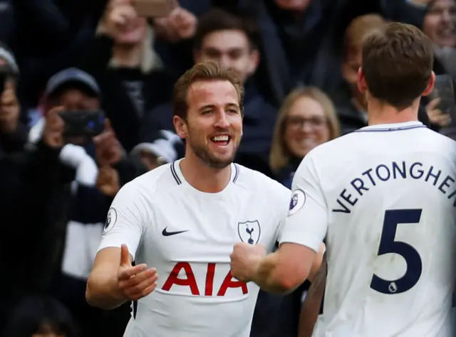 Harry Kane celebrates