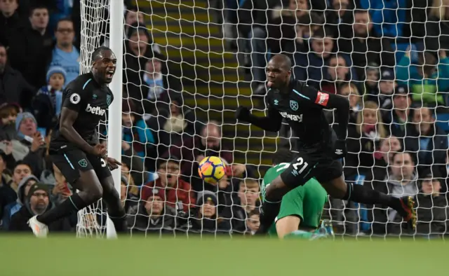 Angelo Ogbonna celebrates