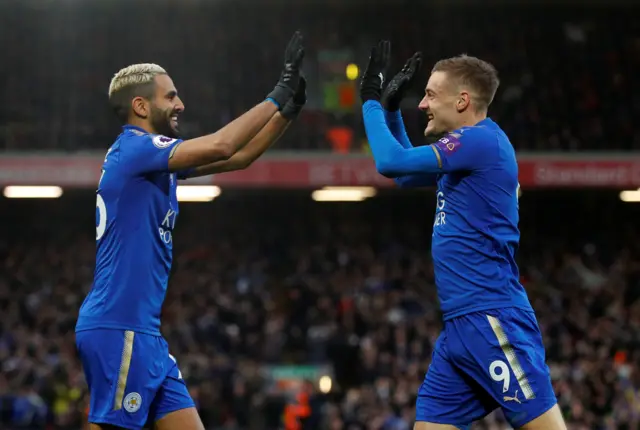 Jamie Vardy celebrates with Riyad Mahrez