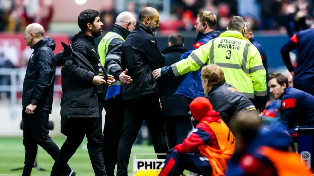 Bristol City v Wolves