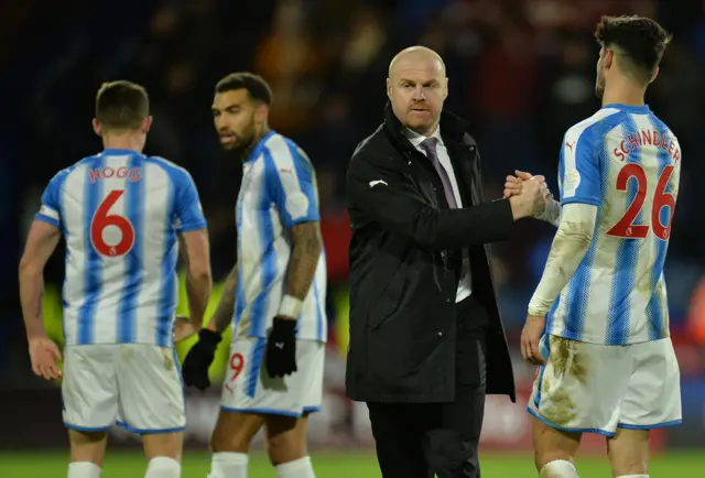 Sean Dyche shakes hands