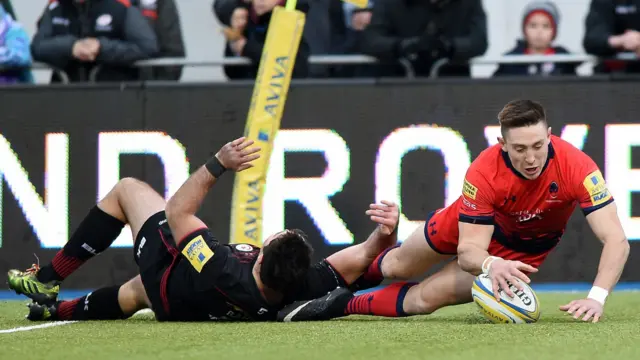 Josh Adams try for Worcester