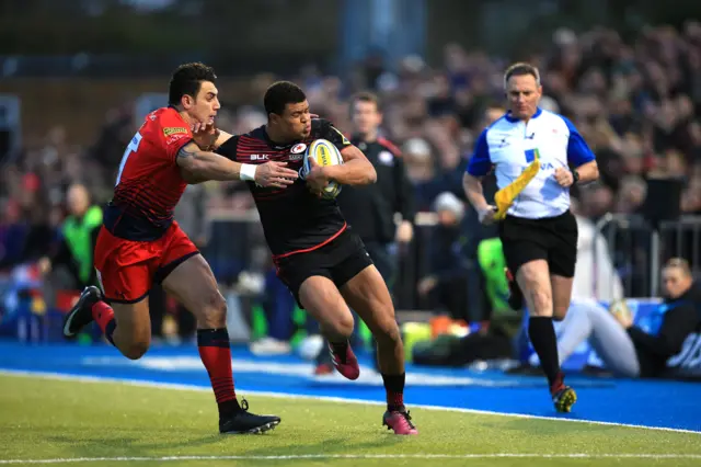 Nathan Earle in action for Saracens against Worcester